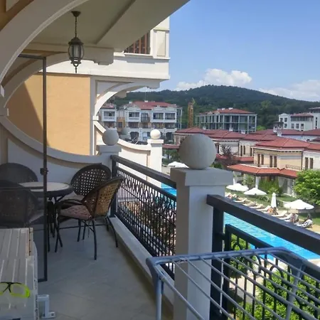 In Gardens Life Apartment *